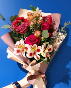 FLOWER GIFT大切な人への誕生日や記念日に感謝の気持ちを。